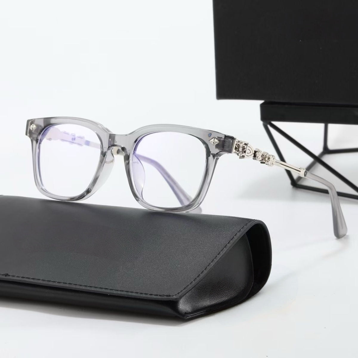 Auren Baroque Glasses™