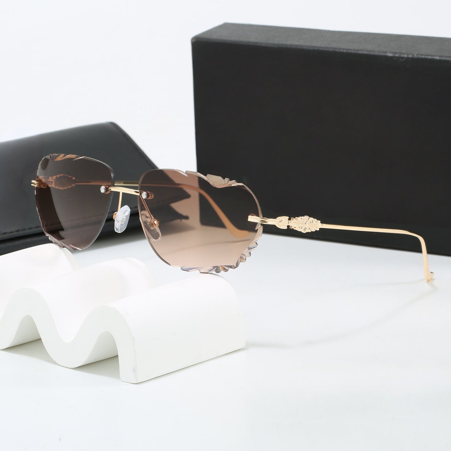 Auren Petal Glasses™