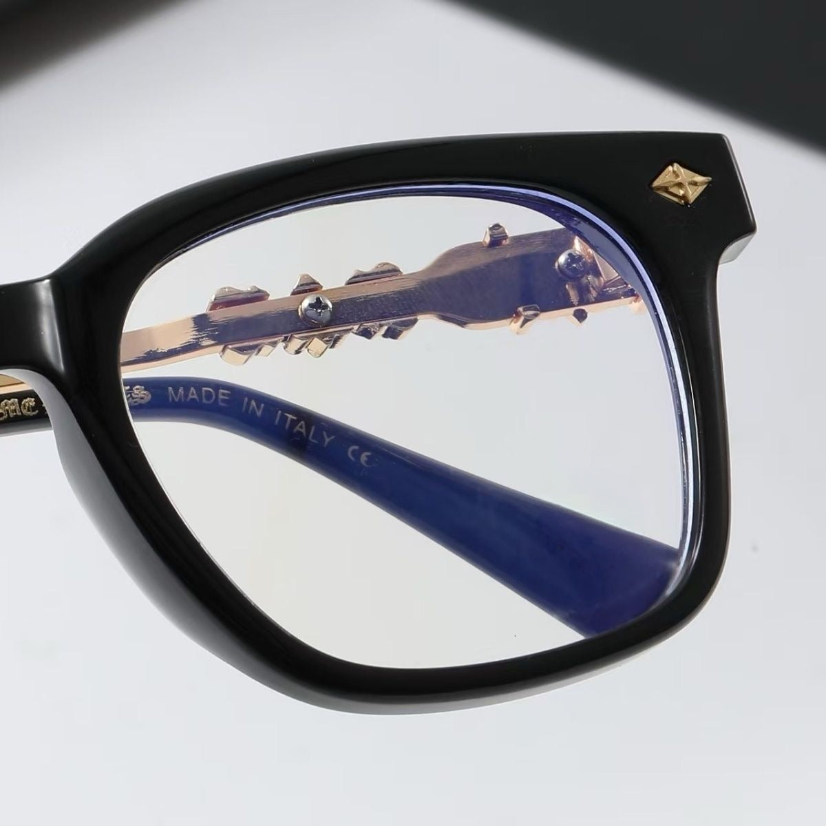 Auren Baroque Glasses™